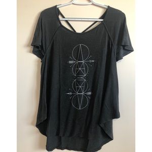 ✨ FREE ADD ON Arrow Design American Eagle shirt